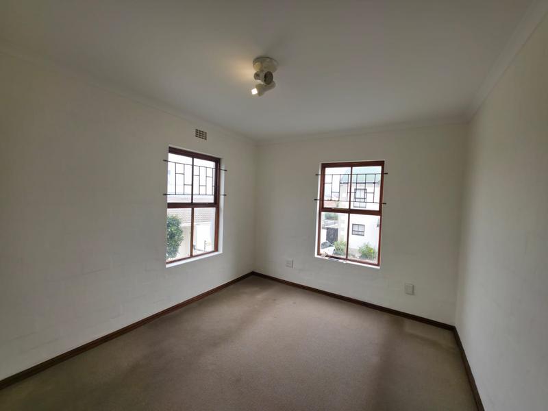 2 Bedroom Property for Sale in Parklands Western Cape